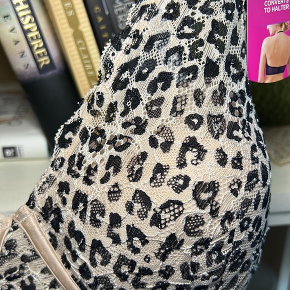 Maidenform Wireless Halter Bra 36C NWT - Picture 3 of 5